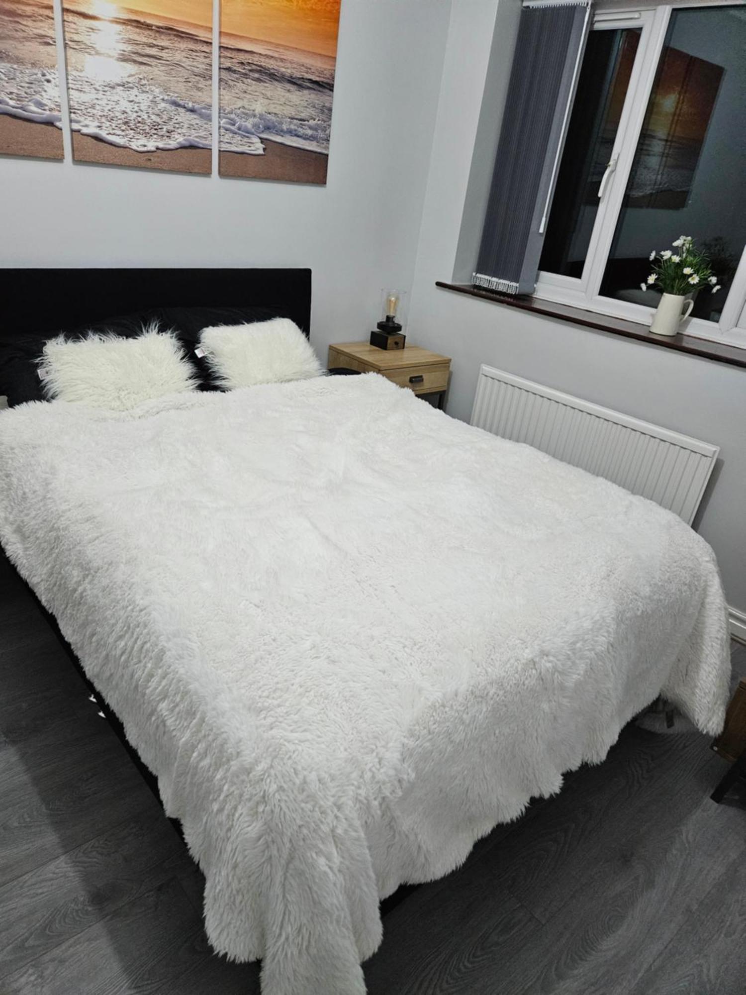 Lister Park Bradford 2Bed Detached Cottage House Parking Cinema Screen Games Room Extérieur photo